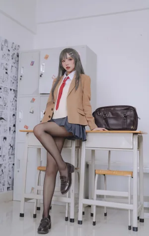 《麻衣校服》｜果咩酱 · 30张写真
