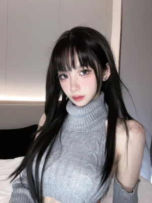 《灰灰毛衣》｜果咩酱 · 23张写真、2 个视频