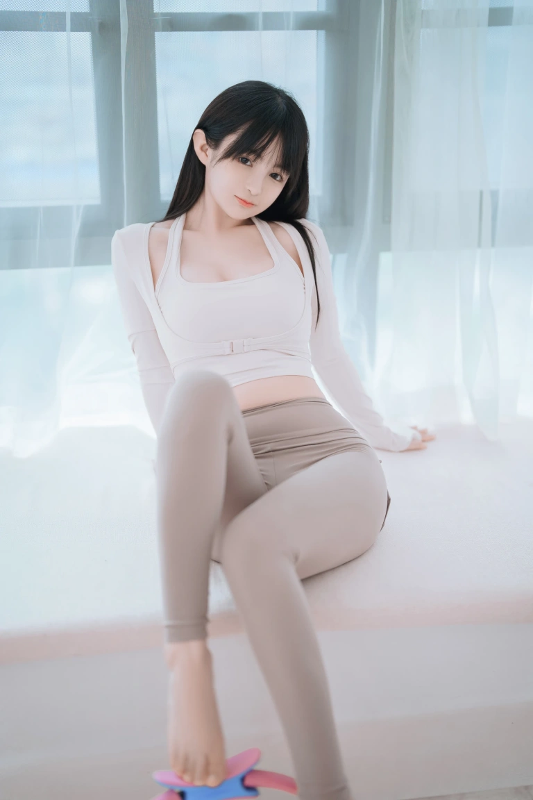 《瑜伽妹妹》｜桜井宁宁 · 111张写真