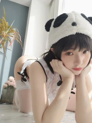 《2021.1月图包（9套）》｜雯仔不讲道理 · 176张写真、9 个视频