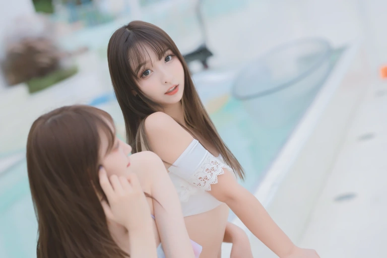 《第三季 序号2：《笑颜水时计》夏日比基尼》｜神楽坂真冬 · 150张写真、3 个视频