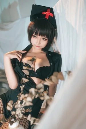 《护士姐姐》｜蠢沫沫 · 41张写真