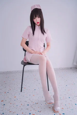 《NO.64 – 粉色护士》｜轩萧学姐 · 59张写真、1 个视频
