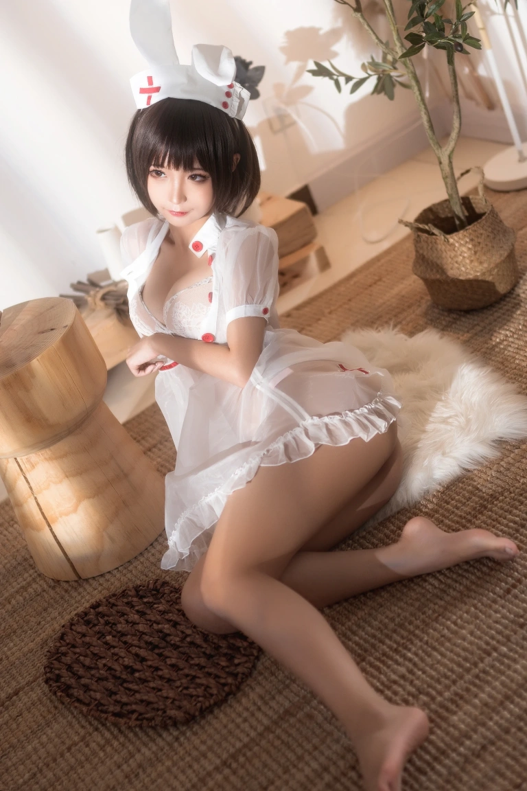 《透明护士》｜蠢沫沫 · 60张写真