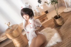 《透明护士》｜蠢沫沫 · 60张写真