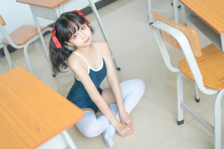 《8.6死库水》｜蠢沫沫 · 47张写真