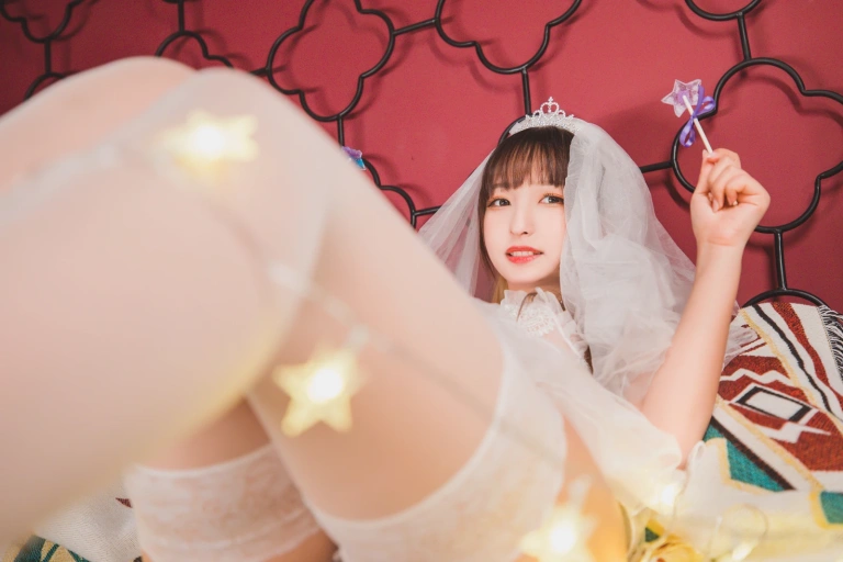 《第三季 序号19：《光の囁き》光の修女》｜神楽坂真冬 · 150张写真、2 个视频