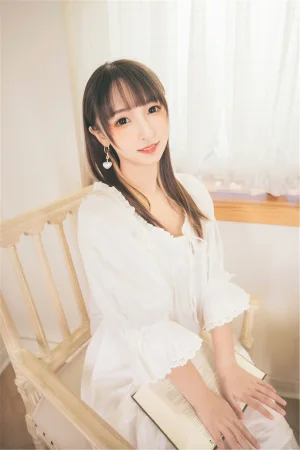 《第三季 序号23 ：《許しの日》苦行修女》｜神楽坂真冬 · 150张写真、2 个视频