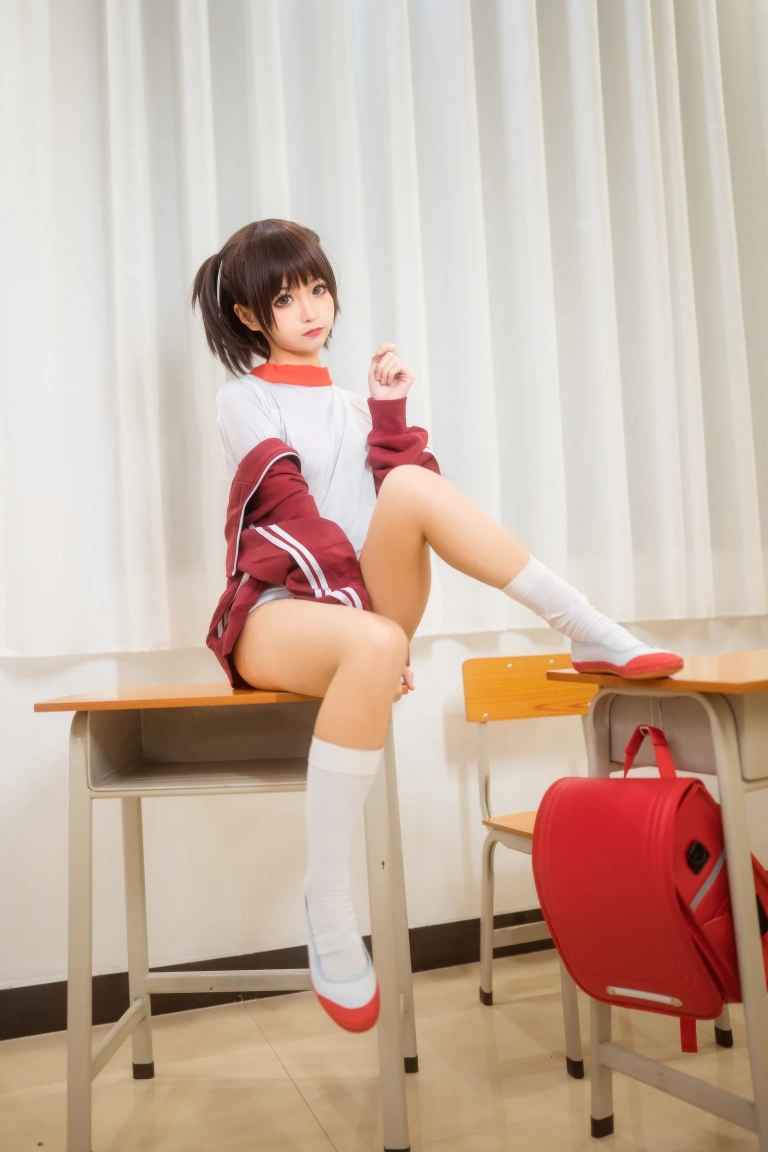 《体操服红》｜蠢沫沫 · 45张写真