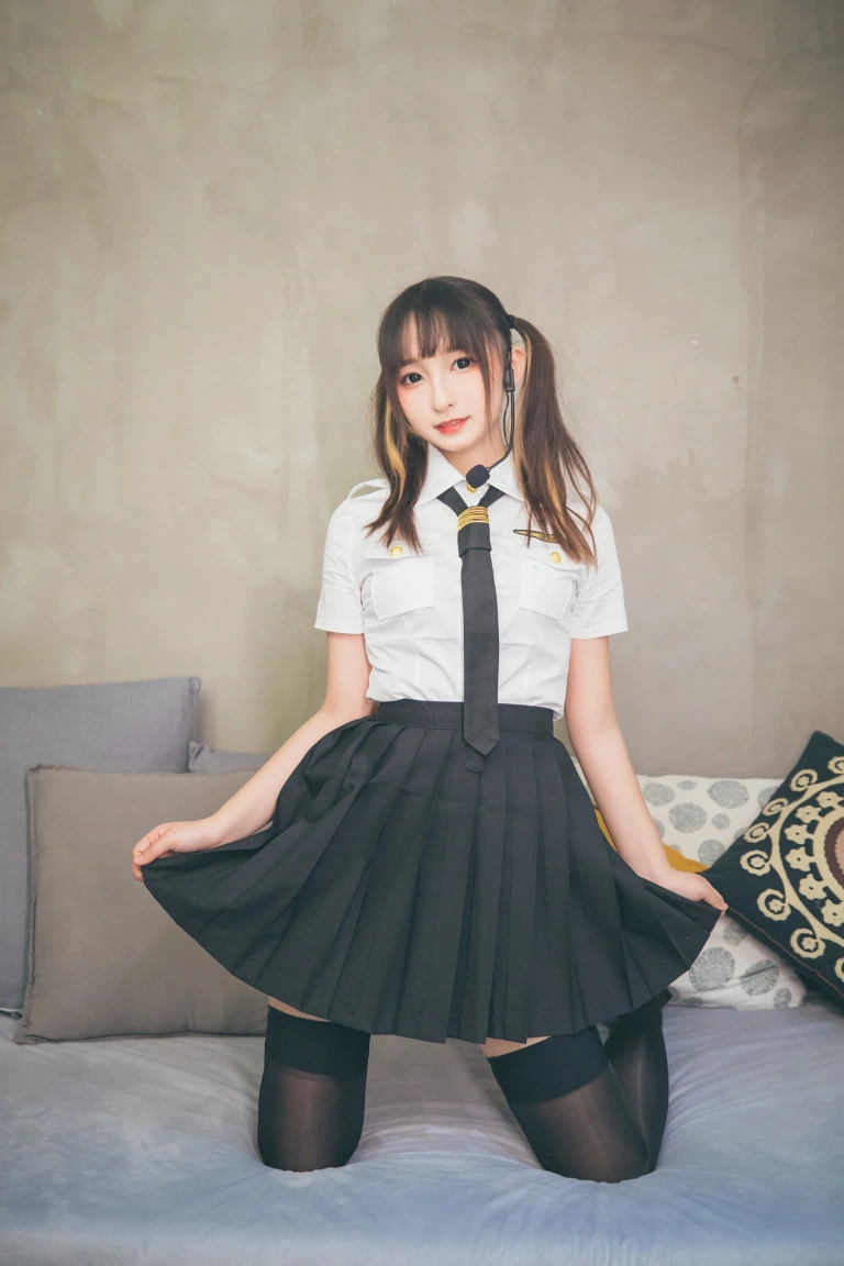 《第三季 序号24：「お帰りなさい、指揮官」》｜神楽坂真冬 · 150张写真、2 个视频