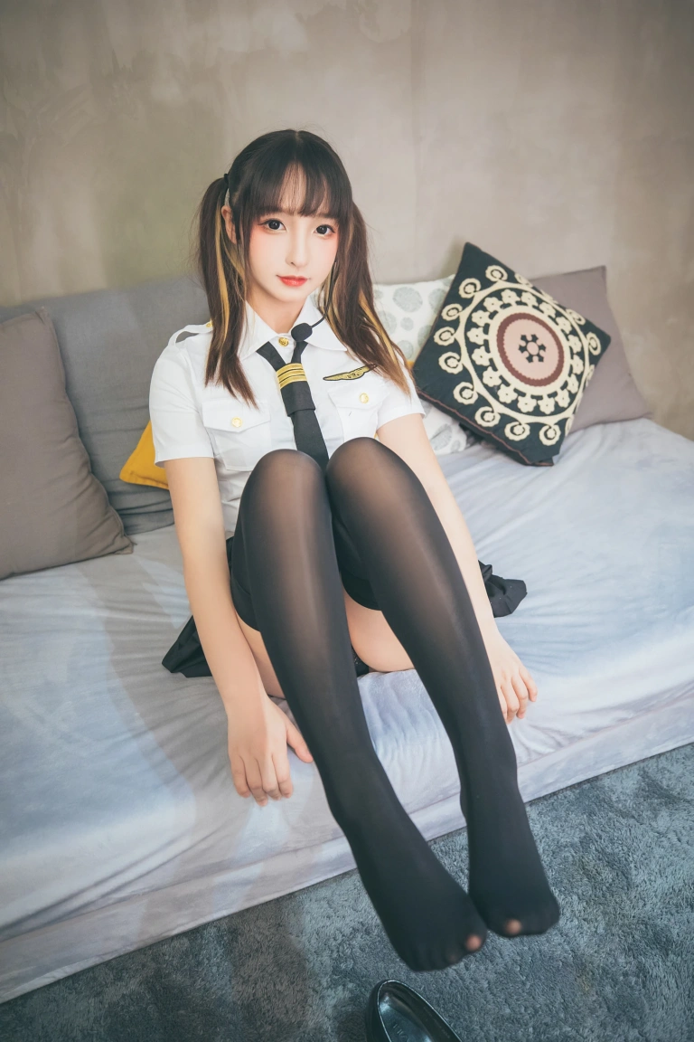 《第三季 序号24：「お帰りなさい、指揮官」》｜神楽坂真冬 · 150张写真、2 个视频