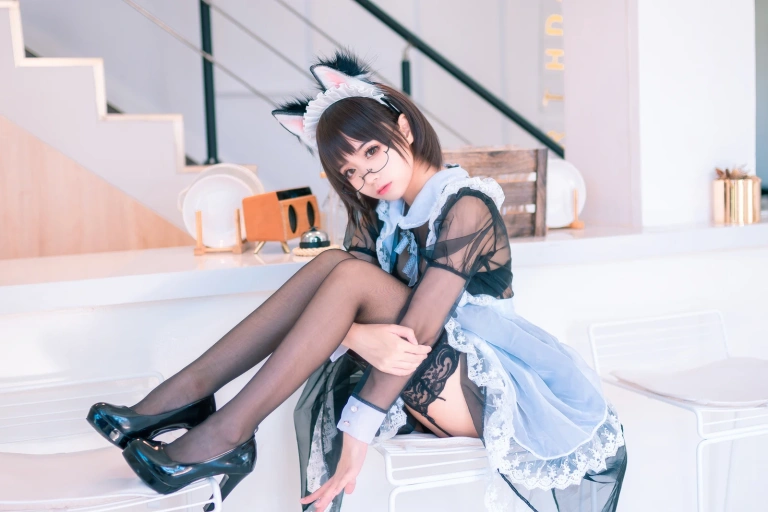 《透明萝莉女仆》｜蠢沫沫 · 41张写真