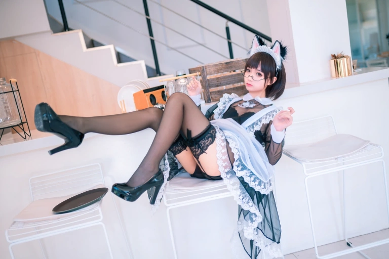 《透明萝莉女仆》｜蠢沫沫 · 41张写真