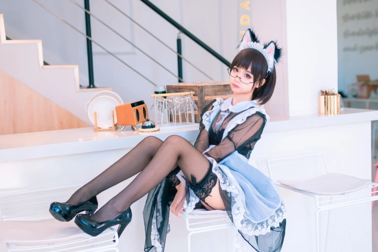 《透明萝莉女仆》｜蠢沫沫 · 41张写真