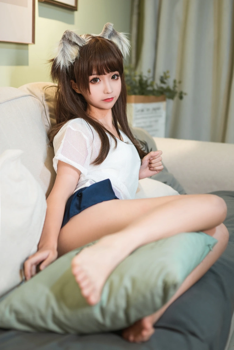 《短裙猫耳》｜蠢沫沫 · 40张写真