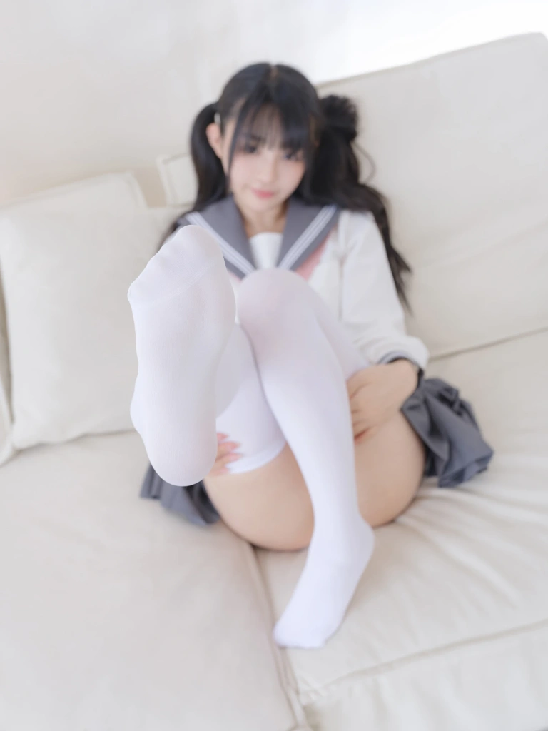 《白丝jk》｜桜井宁宁 · 85张写真