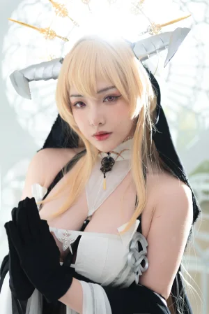 《2024年02月 舰长 怨仇》｜雯仔不讲道理 · 19张写真