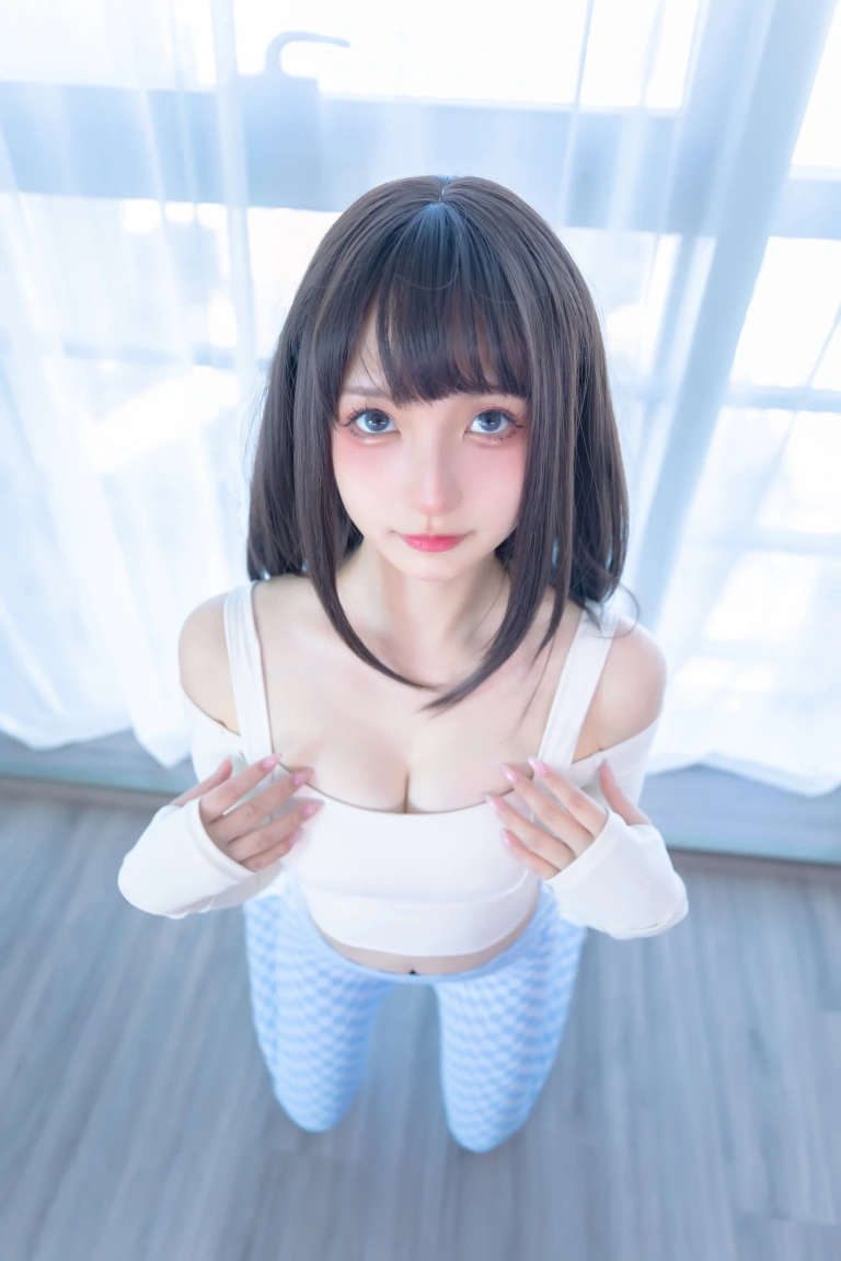 《第四季 序号7：《蓝白格》》｜神楽坂真冬 · 75张写真