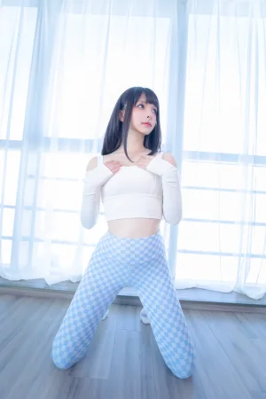 《第四季 序号7：《蓝白格》》｜神楽坂真冬 · 75张写真