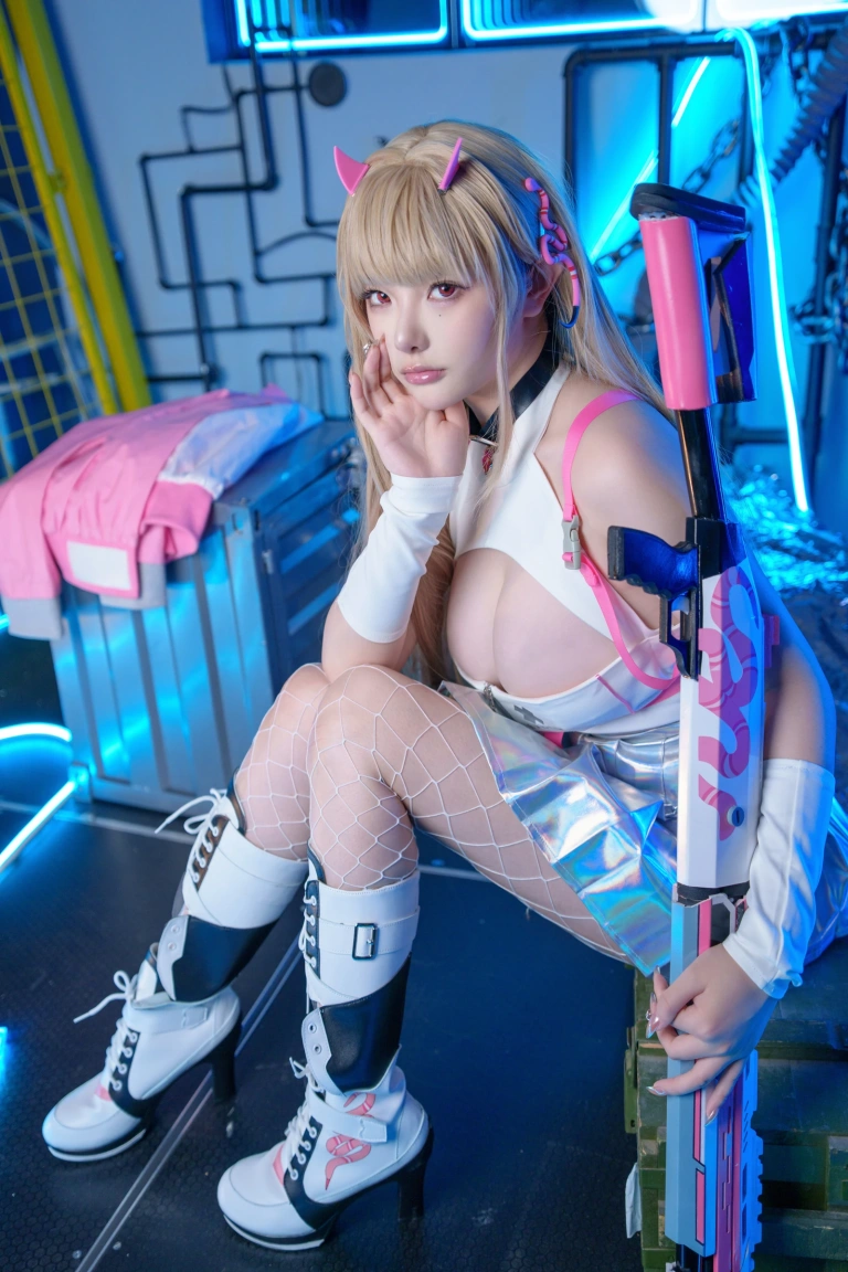 《Nikke 毒蛇》｜雯仔不讲道理 · 36张写真