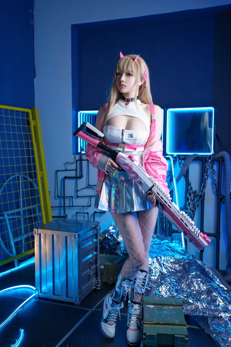 《Nikke 毒蛇》｜雯仔不讲道理 · 36张写真