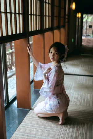 《和风庭院》｜雯仔不讲道理 · 68张写真、3 个视频