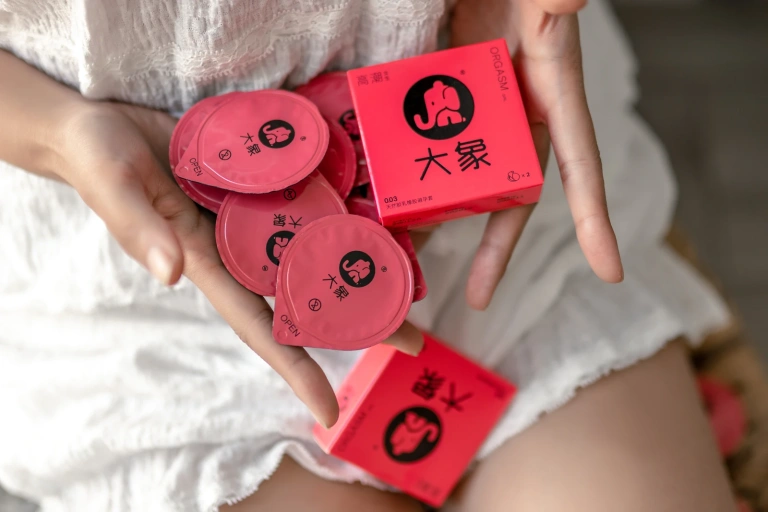 《大象 白睡衣》｜蠢沫沫 · 29张写真