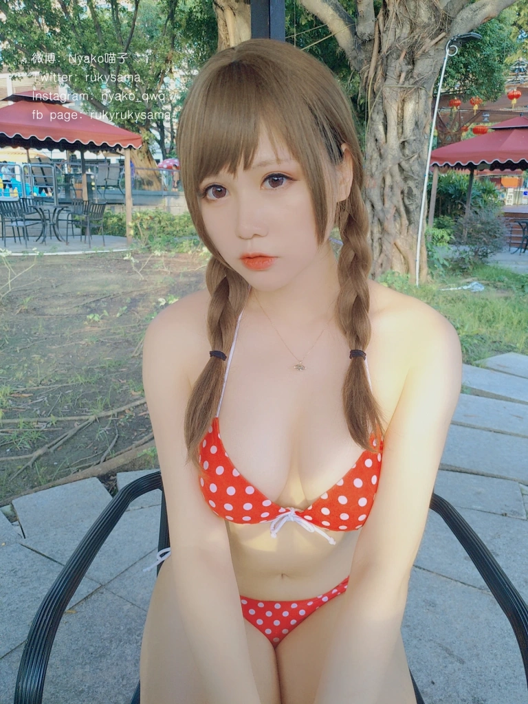 《自撮り②》｜Nyako喵子 · 197张写真、7 个视频