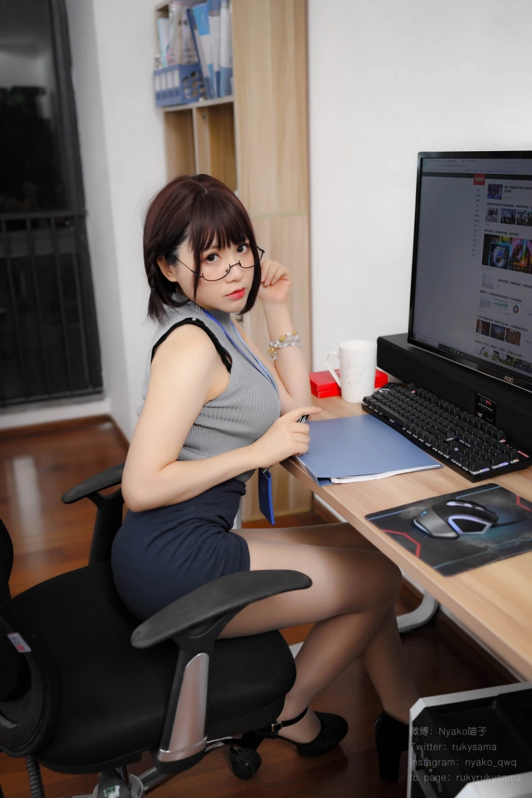 《誰も知らないの大人時間3》｜Nyako喵子 · 130张写真、5 个视频
