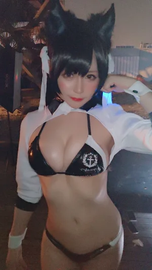 《爱宕机车》｜Nyako喵子 · 17张写真
