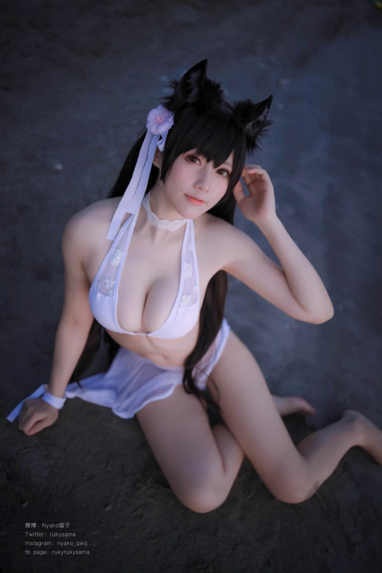 《爱宕泳装》｜Nyako喵子 · 25张写真