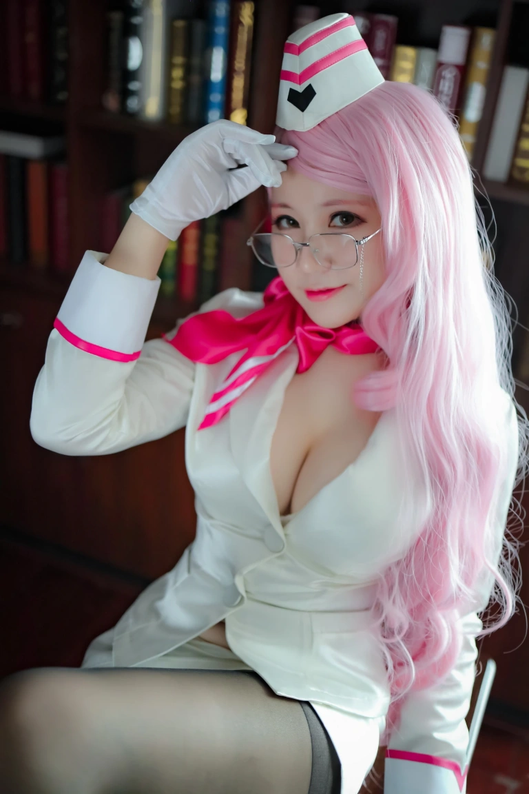 《柯杨斯卡娅》｜Nyako喵子 · 35张写真