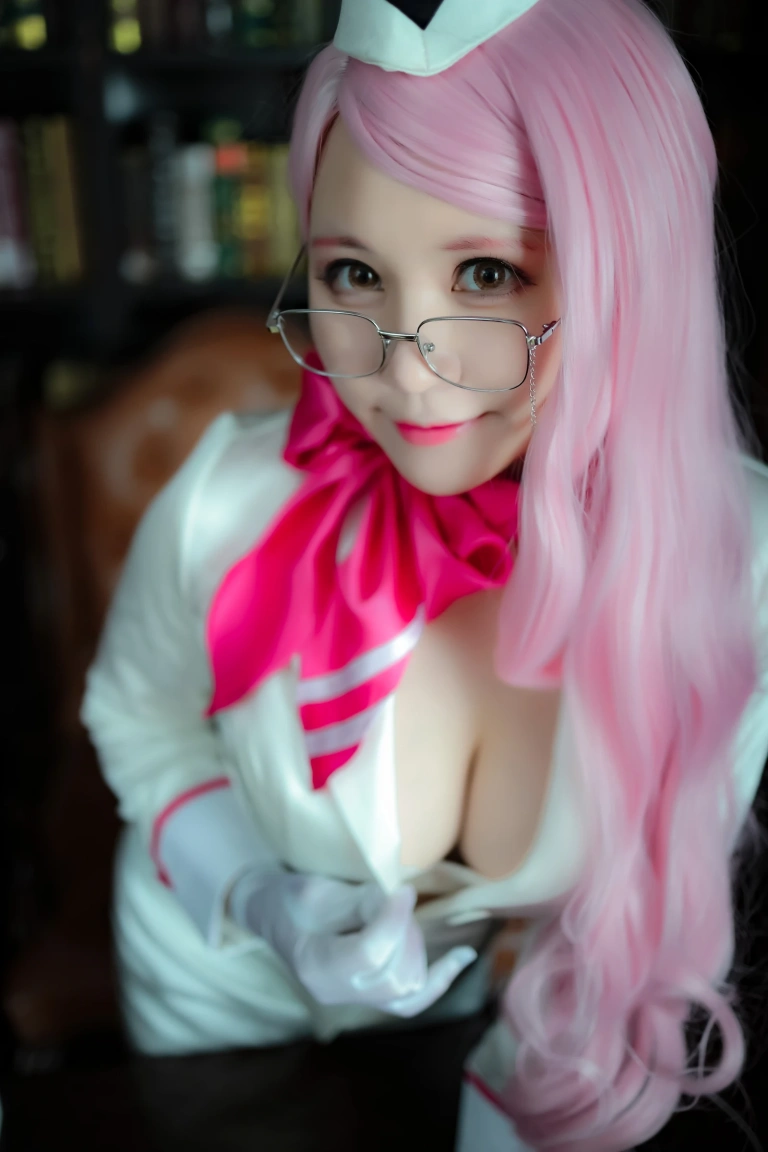 《柯杨斯卡娅》｜Nyako喵子 · 35张写真