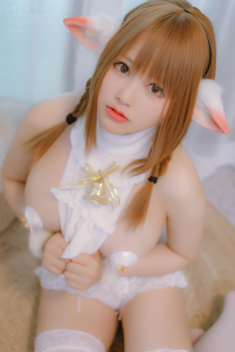 《4月特辑》｜Nyako喵子 · 201张写真、2 个视频