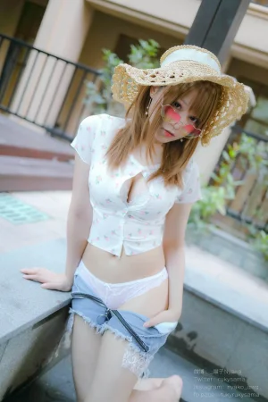《温泉旅行》｜Nyako喵子 · 225张写真、2 个视频