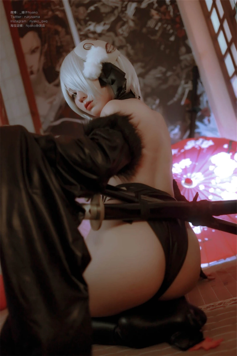 《2B同人旗袍》｜Nyako喵子 · 43张写真