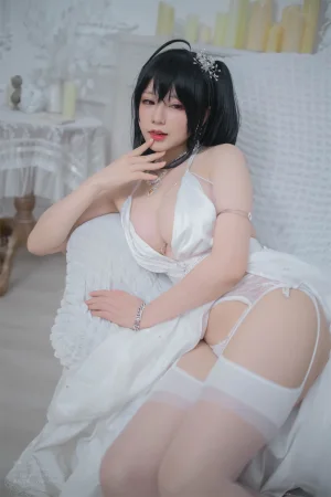 《大凤纯白婚纱》｜Nyako喵子 · 65张写真