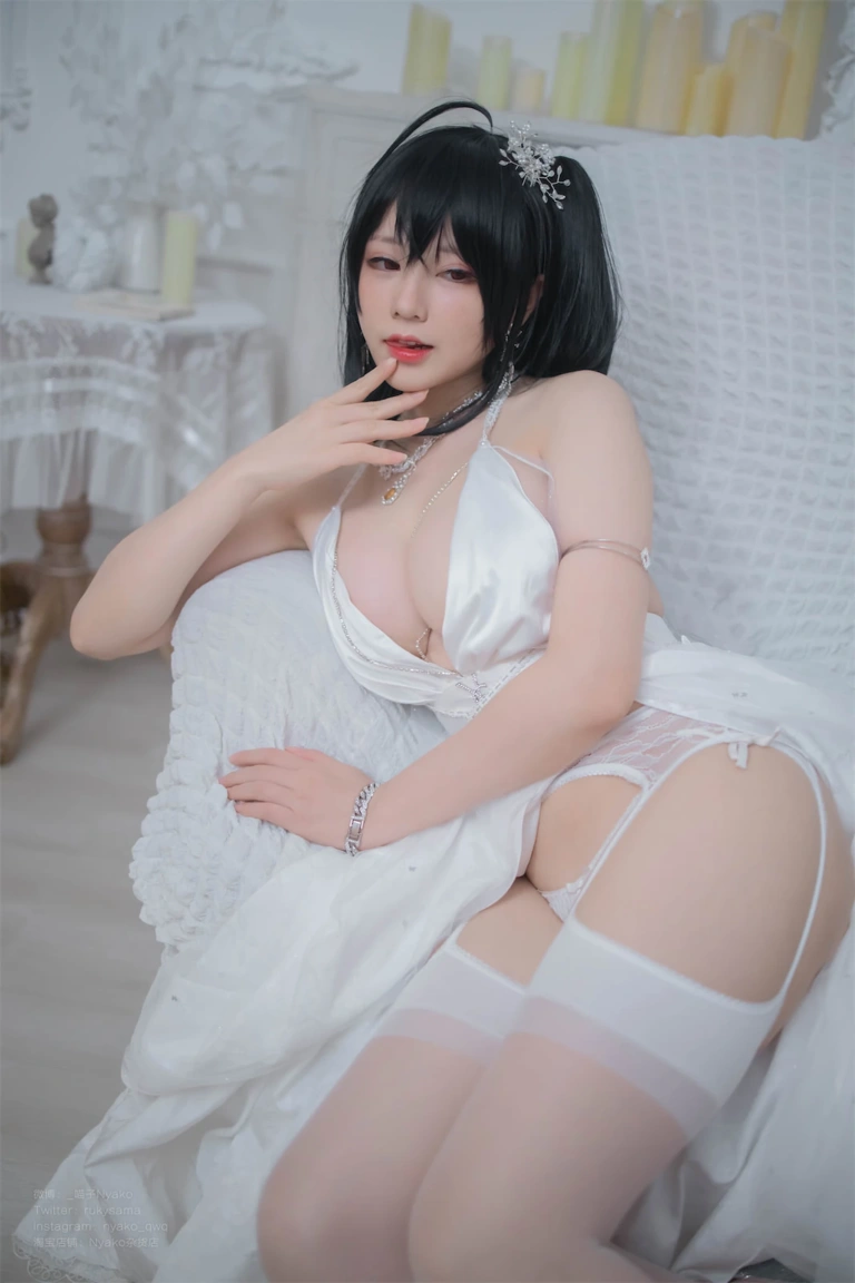 《大凤纯白婚纱》｜Nyako喵子 · 65张写真