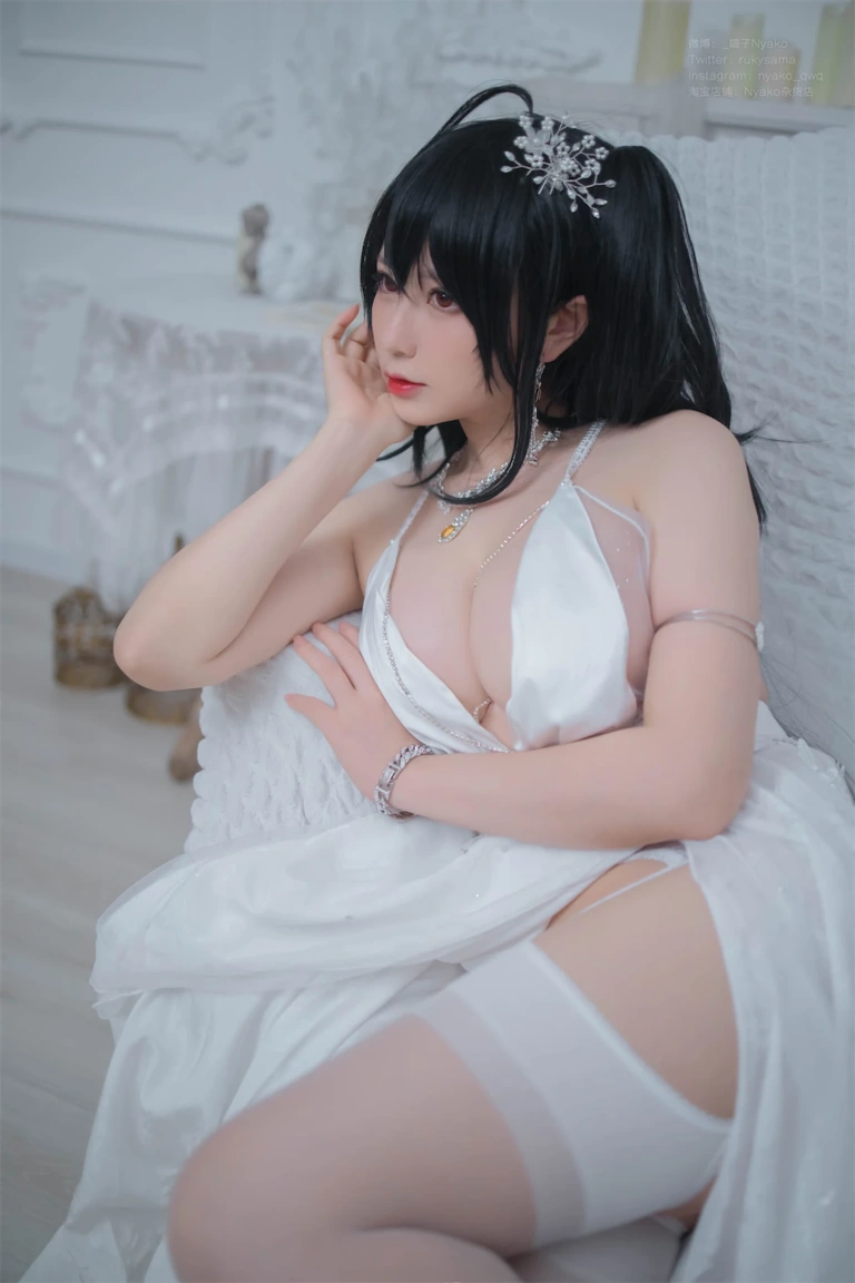 《大凤纯白婚纱》｜Nyako喵子 · 65张写真