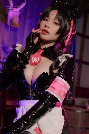 《杀生院女仆》｜Nyako喵子 · 40张写真