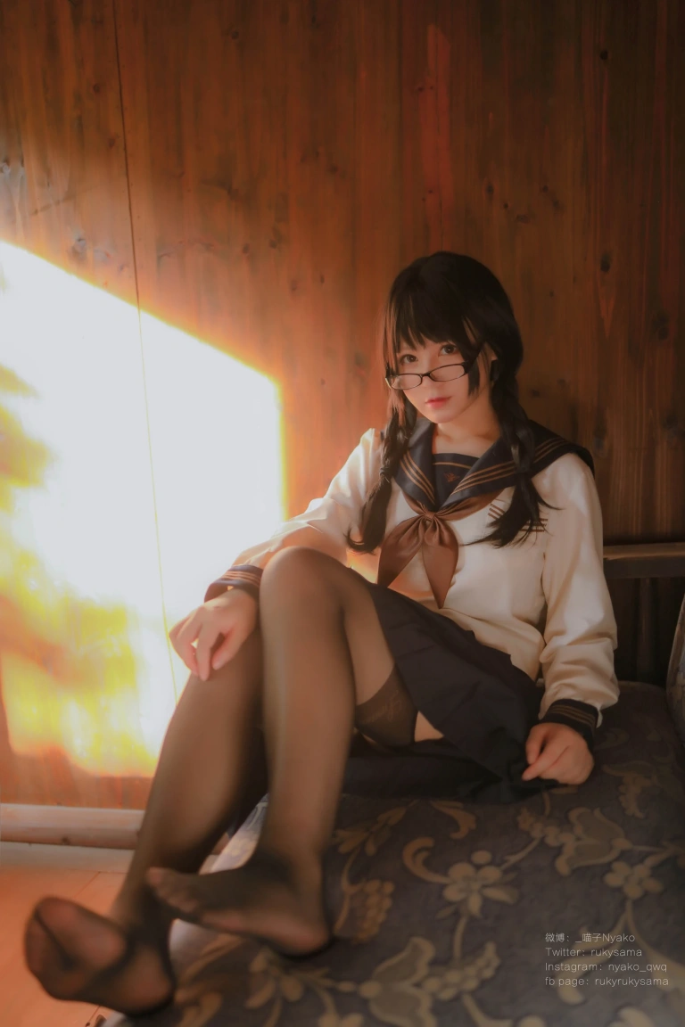 《痴·女子校生》｜Nyako喵子 · 150张写真、2 个视频