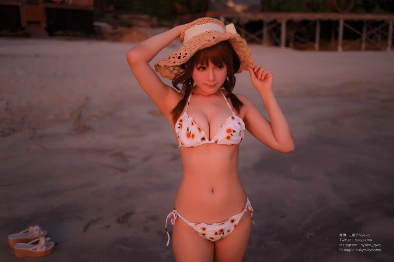 《向日葵比基尼》｜Nyako喵子 · 66张写真、1 个视频