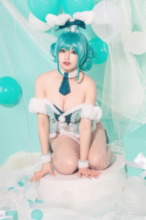 《初音白兔》｜Nyako喵子 · 41张写真