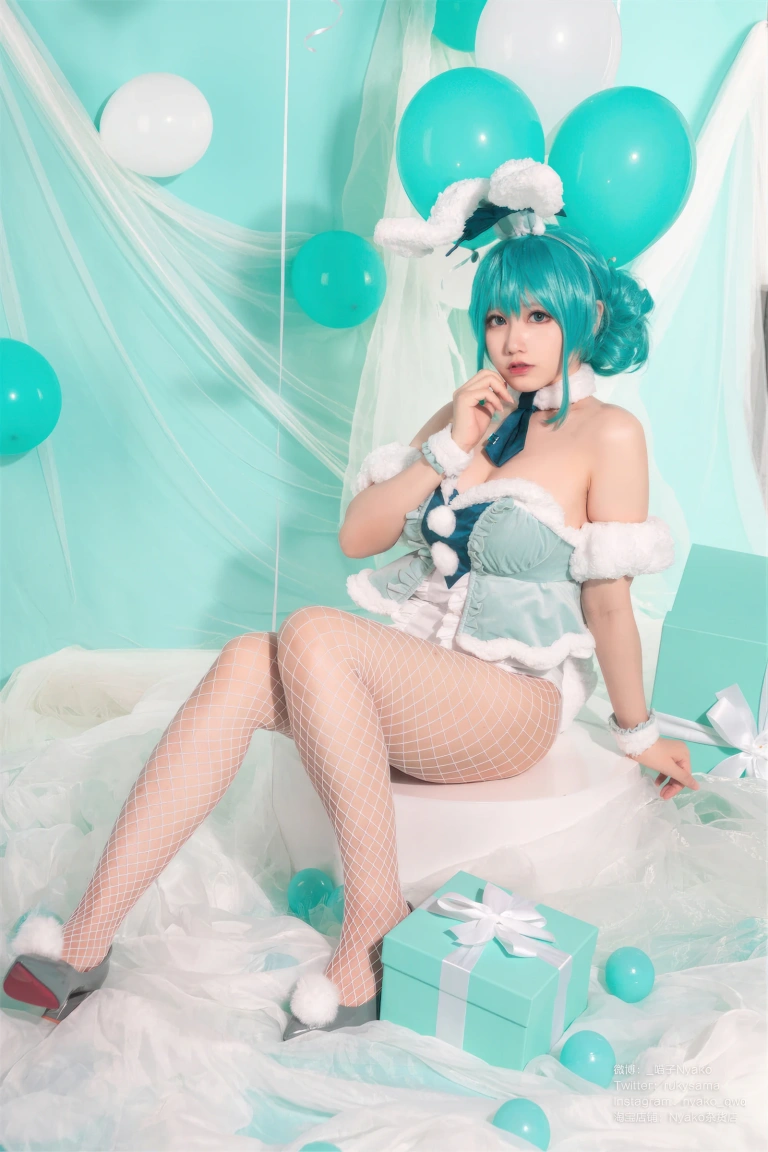 《初音白兔》｜Nyako喵子 · 41张写真