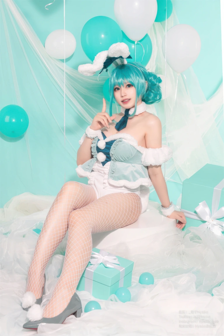 《初音白兔》｜Nyako喵子 · 41张写真