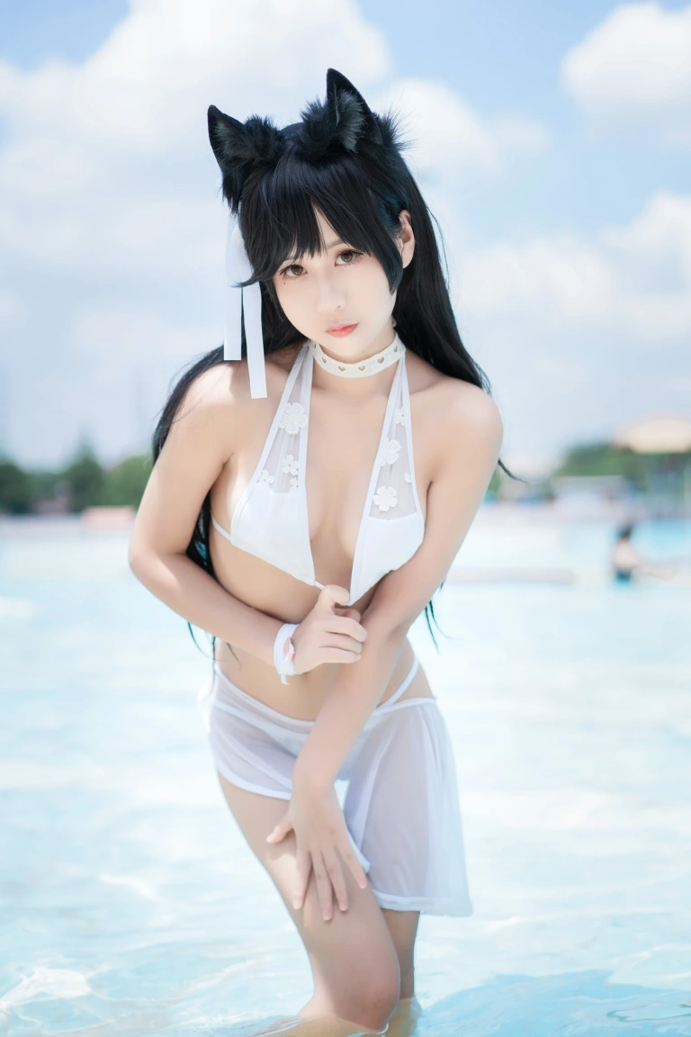 《爱宕泳装》｜萌芽儿o0 · 30张写真