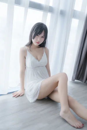 《白色私房》｜萌芽儿o0 · 44张写真
