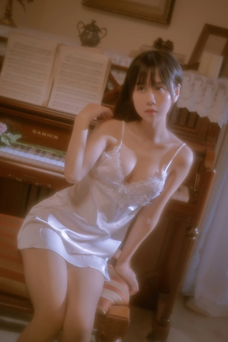 《遐 私房》｜萌芽儿o0 · 43张写真