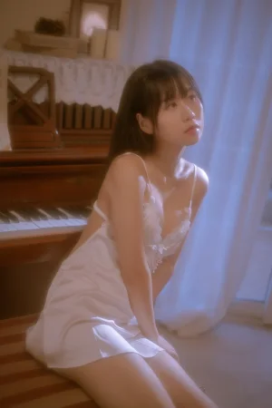 《遐 私房》｜萌芽儿o0 · 43张写真