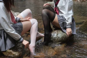 《小溪JK百合》｜萌芽儿o0&请叫我若生 · 93张写真